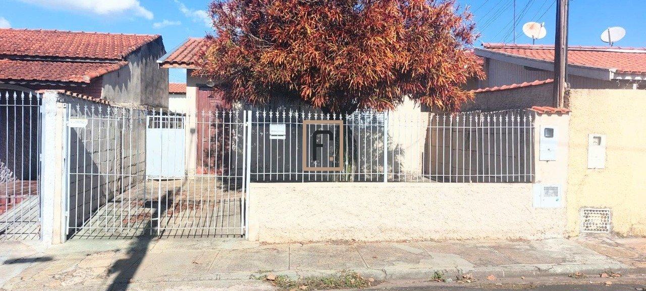 Casa à Venda na Cecap