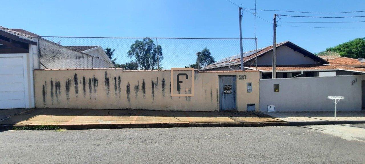 Terreno à Venda no Bairro Vila Quintino