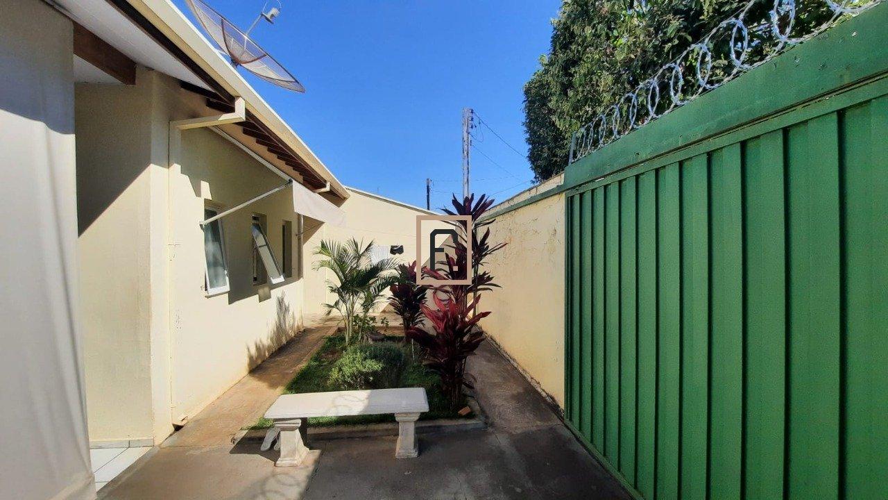 Casa à Venda Vila Naufel