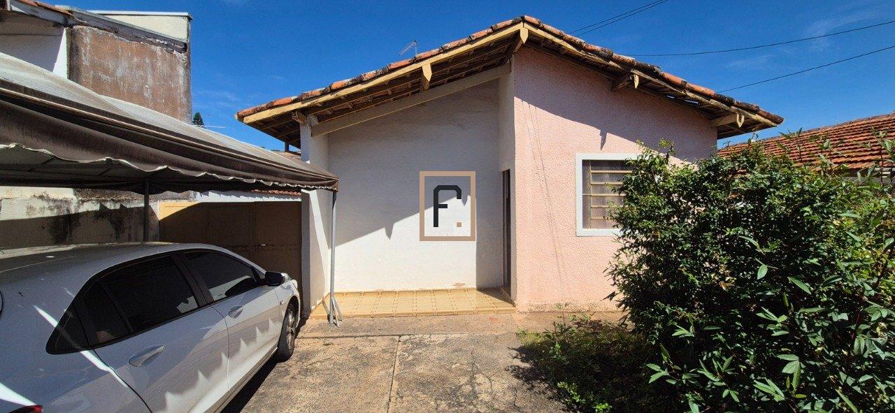 Casa à Venda na Cohab I