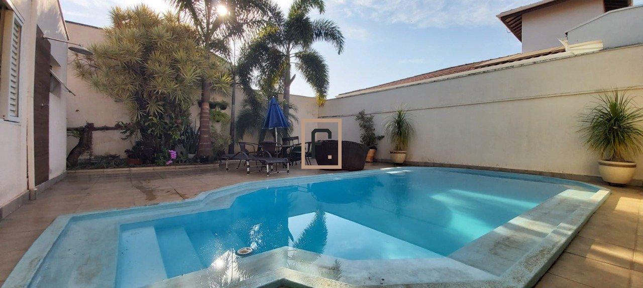 Casa à Venda no Jardim São Domingos