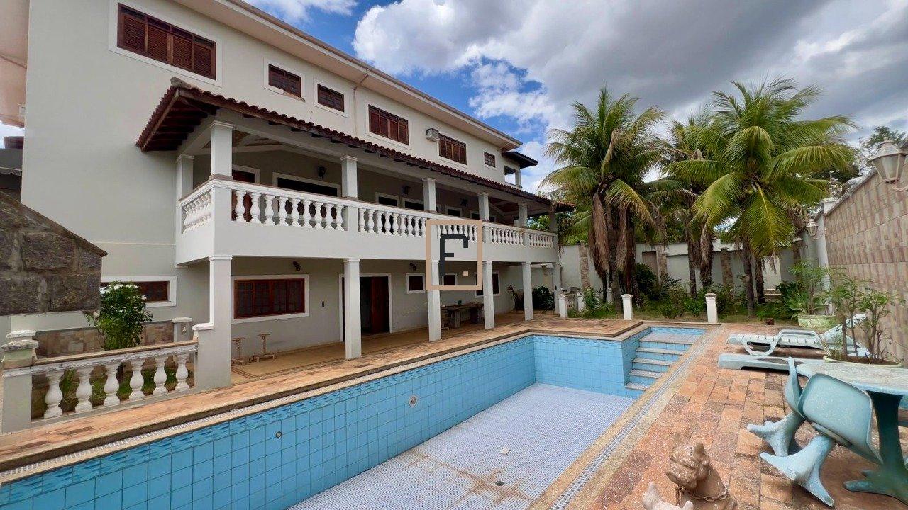 Casa dos sonhos à venda na Favam Imóveis!