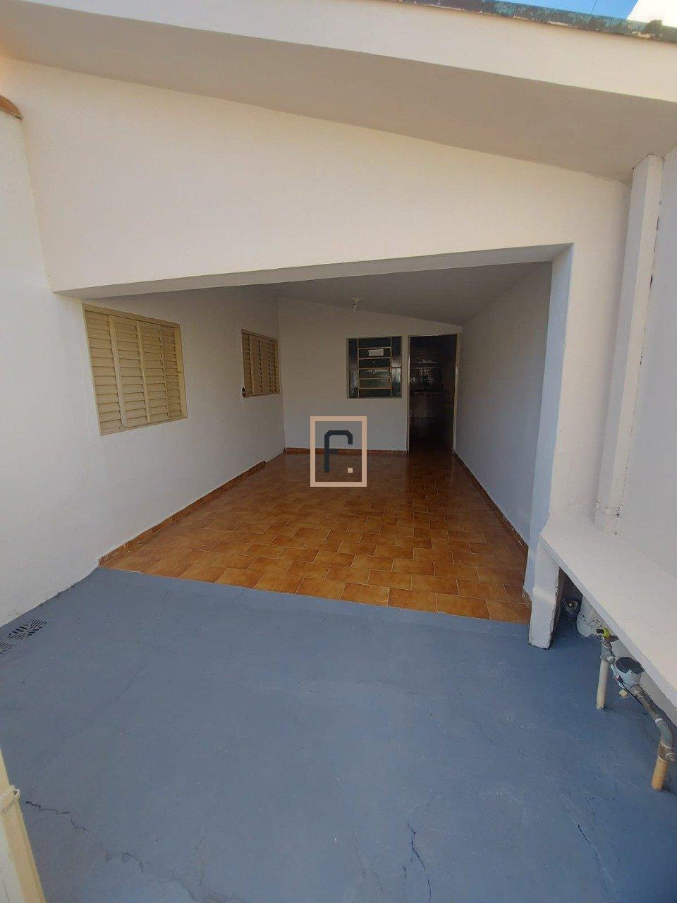 Casa à Venda na Cohab II