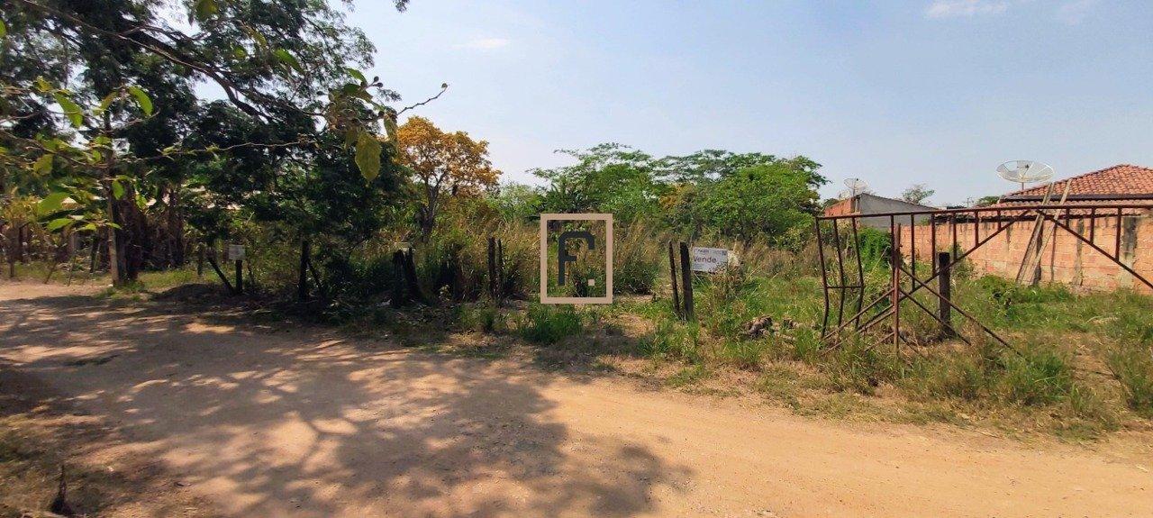 Chácara à Venda Condomínio Apolinário