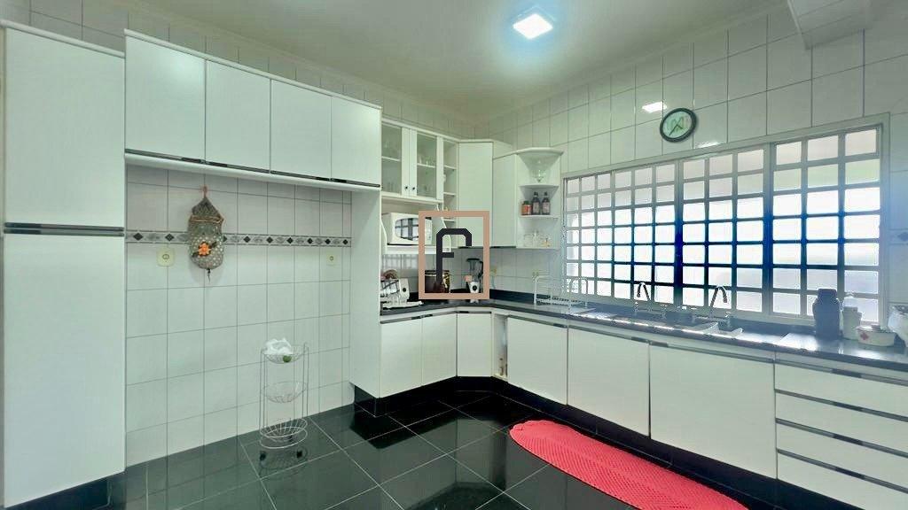 Casa para Locação na Vila Quintino