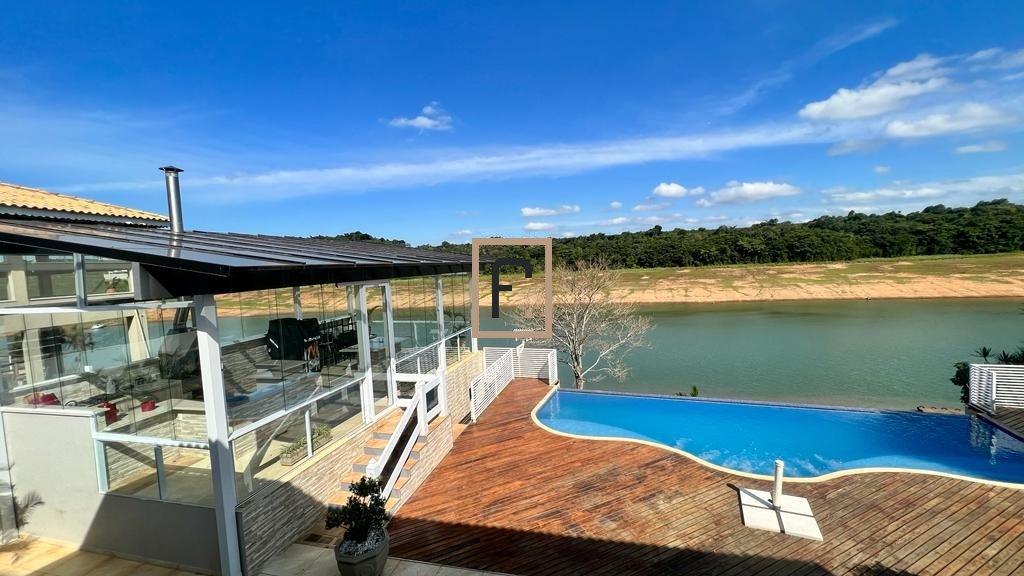 Seu Refúgio à Beira da Represa em Caconde/SP!