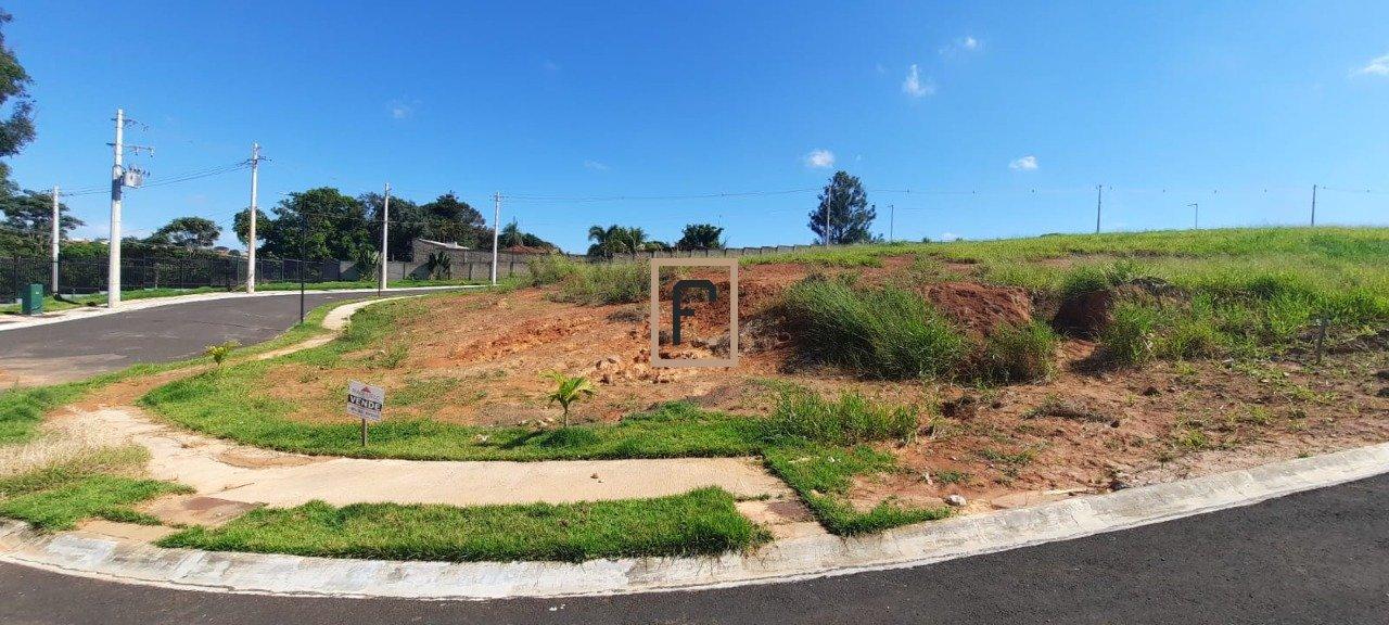 Terreno à Venda no Condomínio Reserva do Bosque