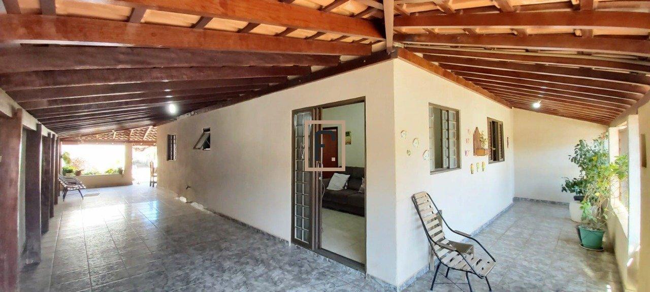 Casa à Venda na Vila Santa Rosa