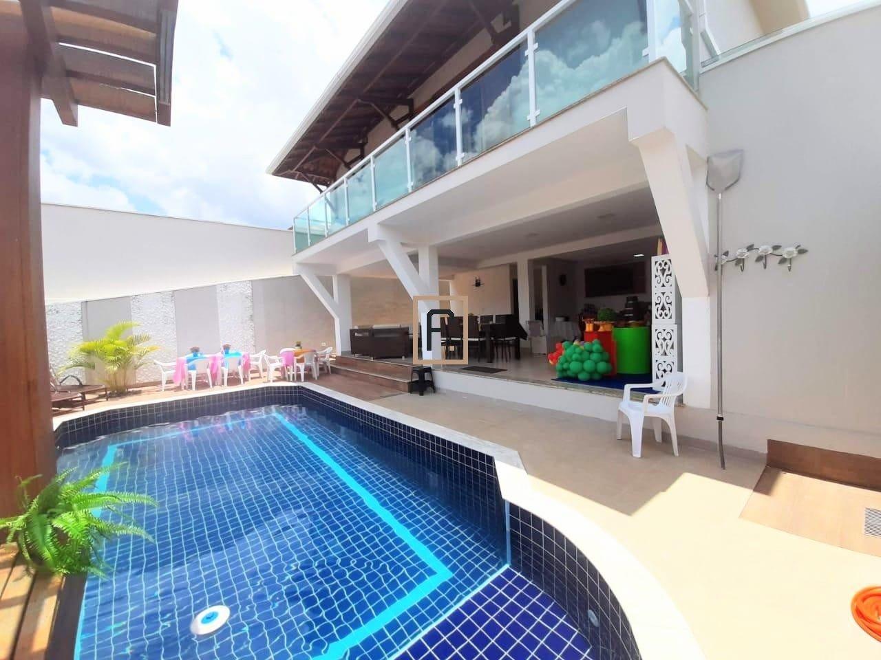 Casa à Venda Jardim Lavínia