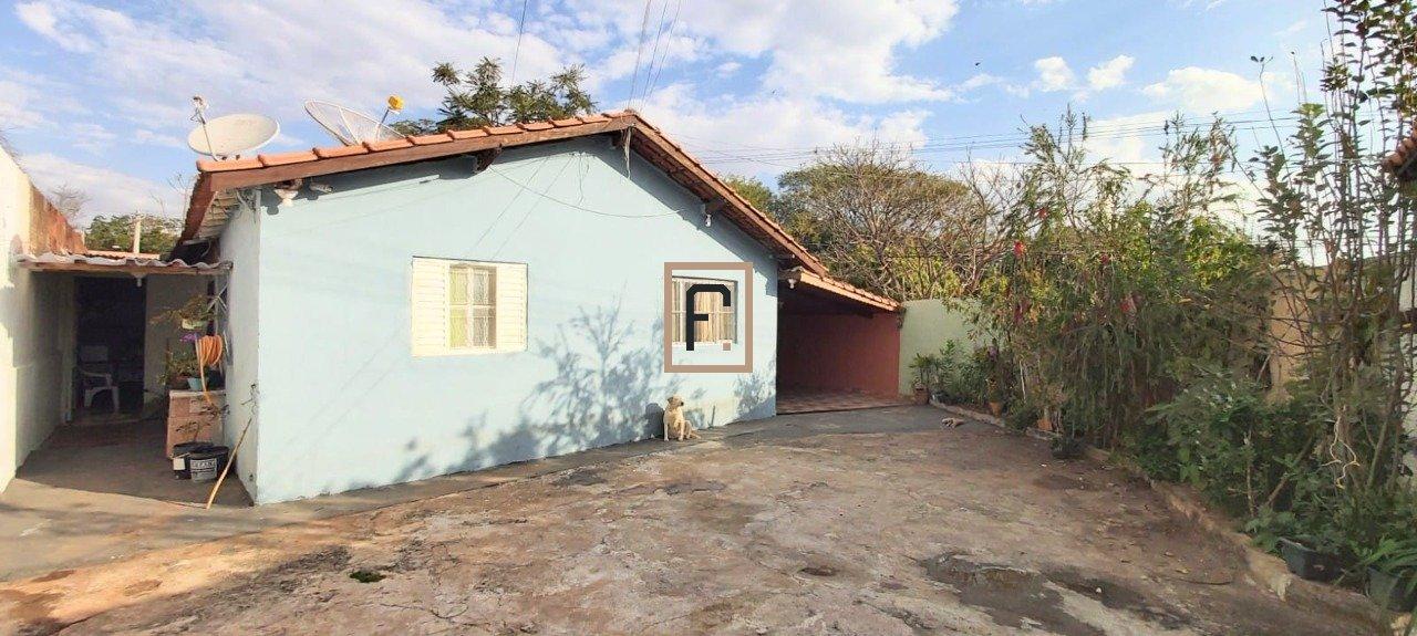 Casa à Venda na Cohab II