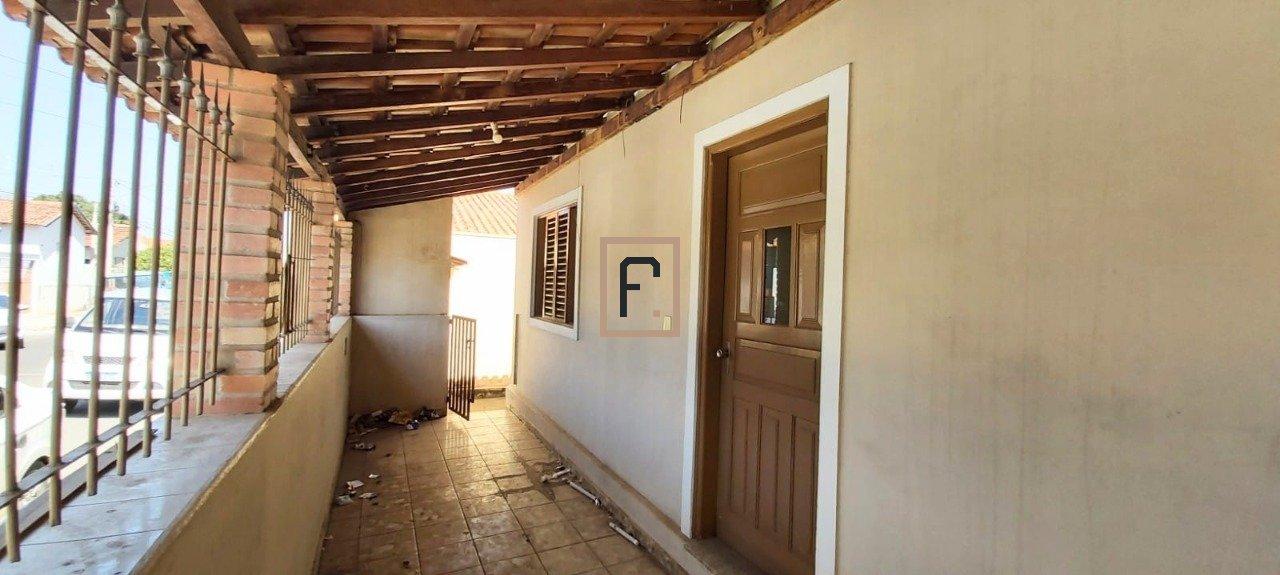 Casa à Venda na Vila Santa Rosa